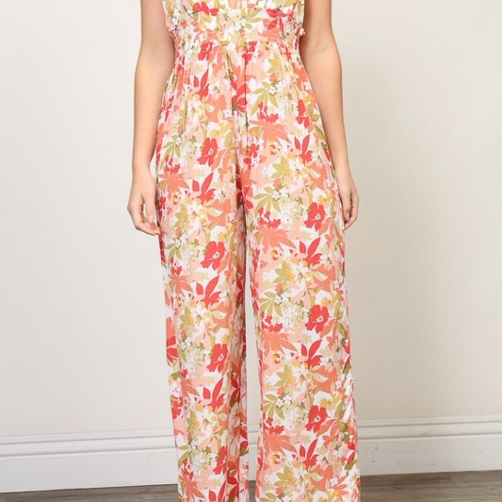 NWT ELLE HALTER TOP SPRING JUMPSUIT - Picture 2 of 10